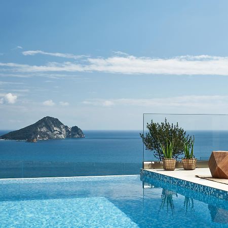 Avra Luxury Villa & Spa Keri Eksteriør billede