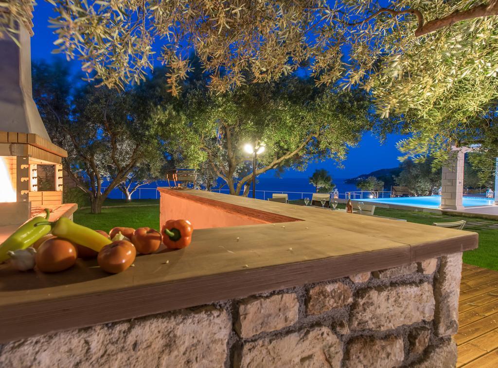 Avra Luxury Villa & Spa Keri Værelse billede