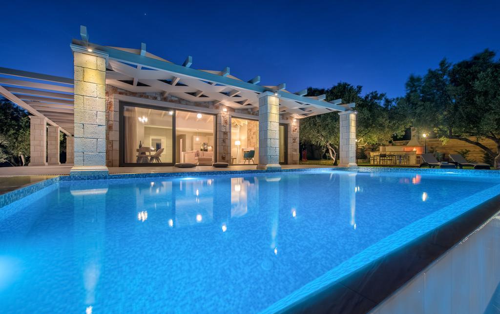 Avra Luxury Villa & Spa Keri Værelse billede
