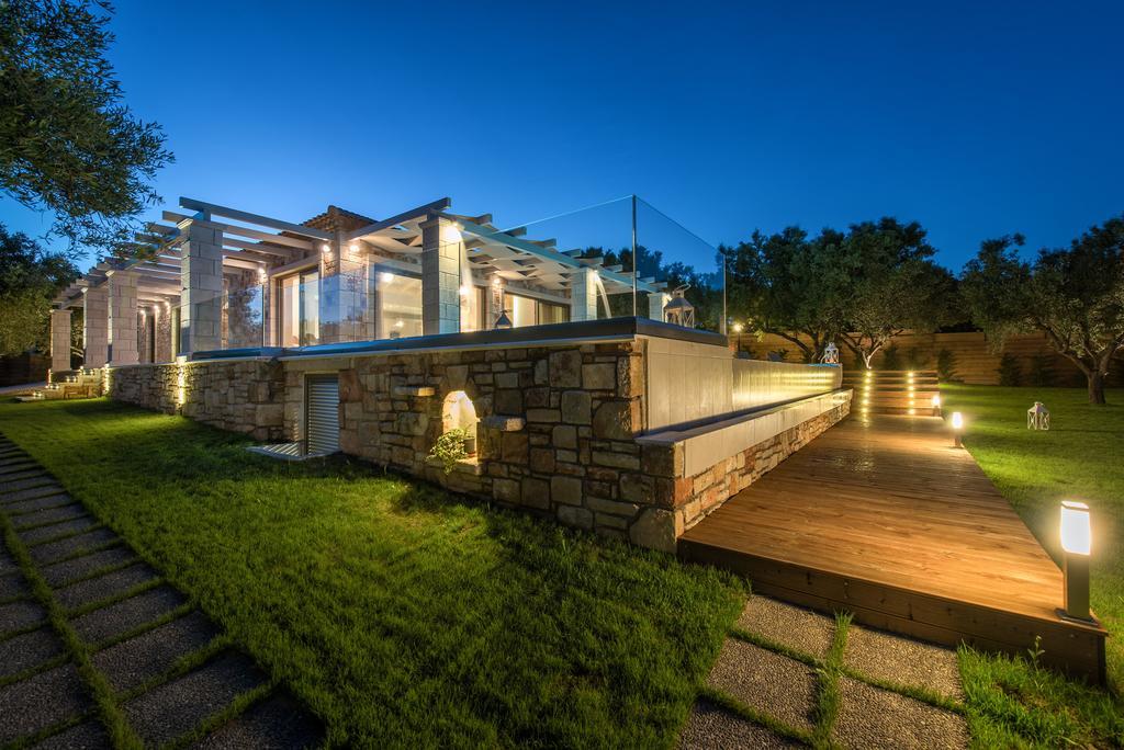 Avra Luxury Villa & Spa Keri Værelse billede