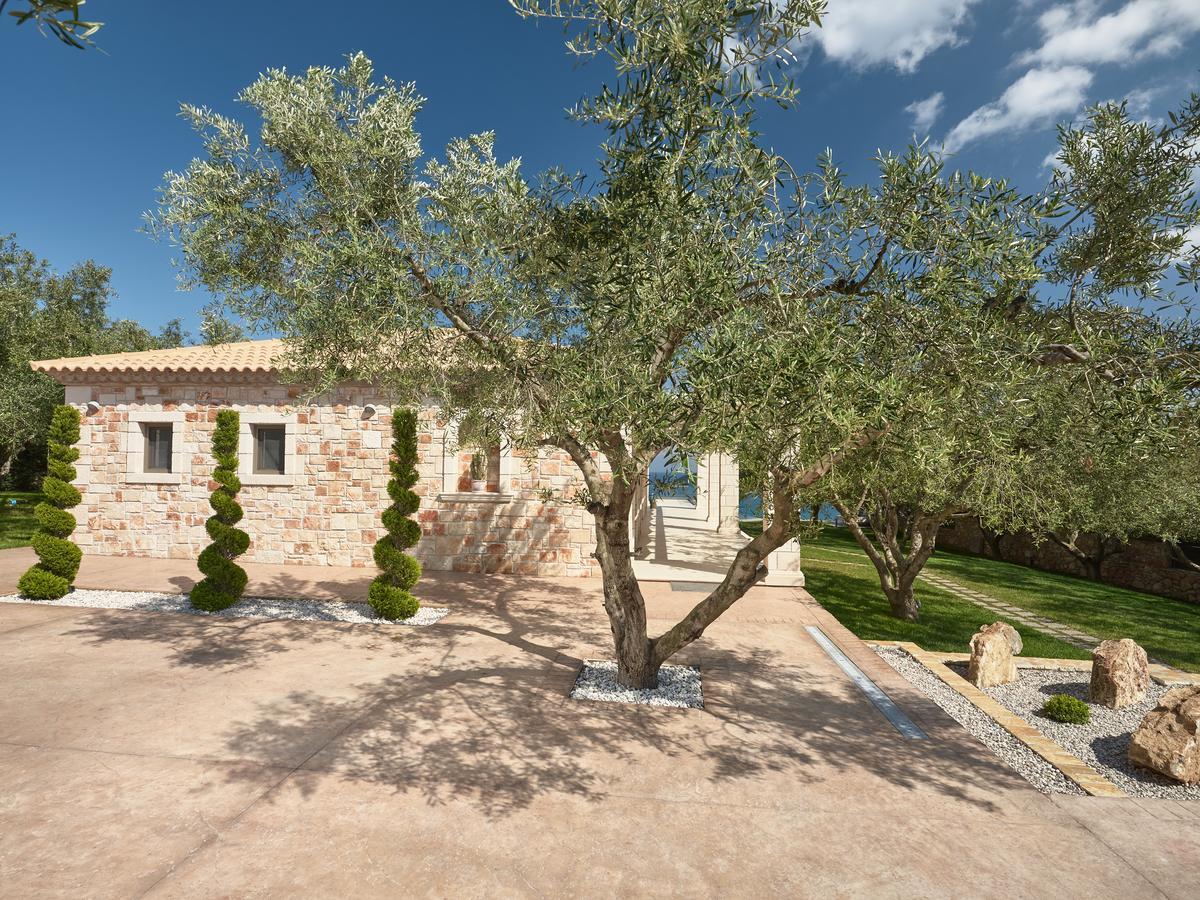 Avra Luxury Villa & Spa Keri Eksteriør billede